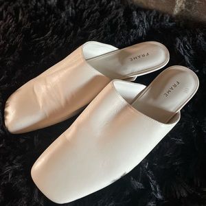 Frame La Ventura Leather Mule Slip Ons